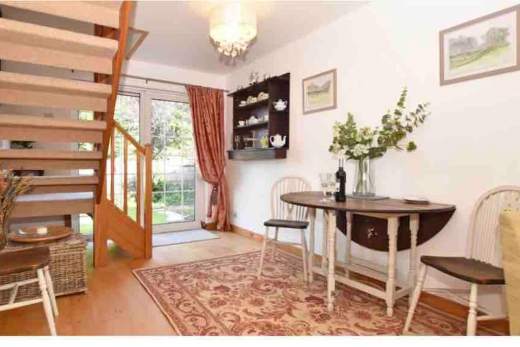 Best Location In Town, It Is All On The Doorstep. Ayr Eksteriør billede
