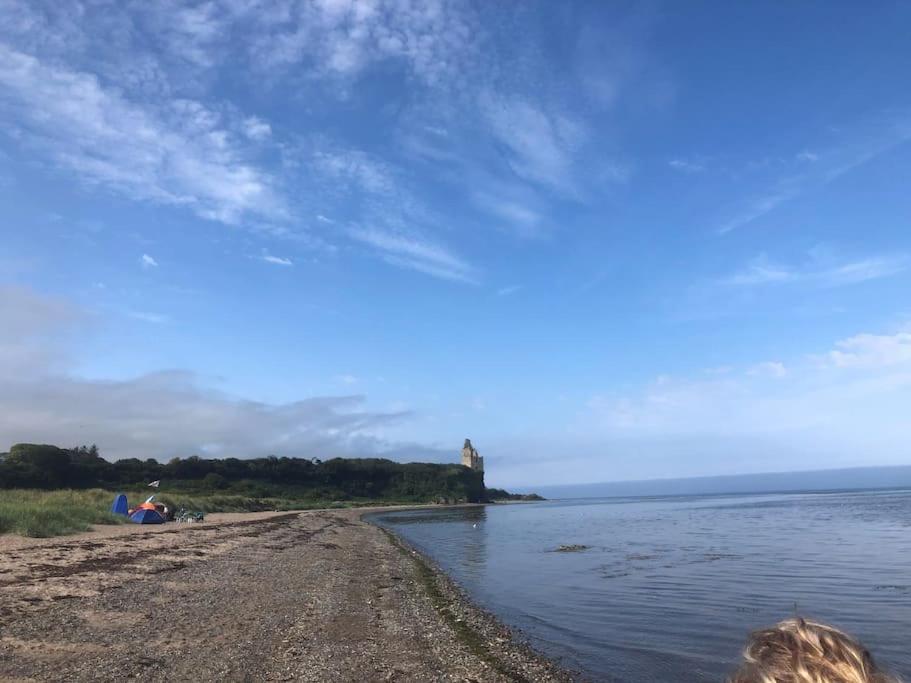 Best Location In Town, It Is All On The Doorstep. Ayr Eksteriør billede